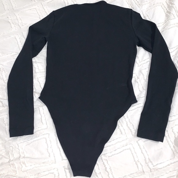 Zara Black V-Neck Bodysuit - Picture 2 of 4